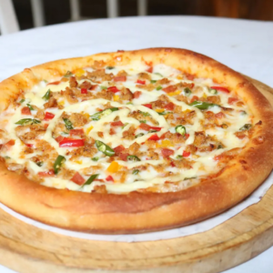 Paneer & Hot Spicy Pizza (Medium, Large) ကြက်အူချောင်းကြက်သားအစပ်ပီဇာ