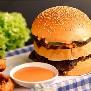 Luxury Beef Burgerလပ်ရှ်ရှီ အမဲသား ဘာဂါ