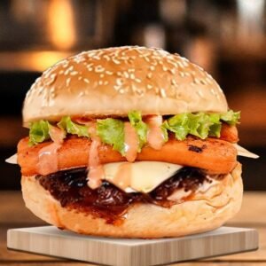 Beef Sausage Burger (Medium)အမဲသားကြက်အူချောင်း မီဒီယမ်ဘာဂါ