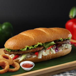 Beef Vietnamese Bread အမဲသားညှပ်ဗီယက်နမ်ပေါင်မုန့်
